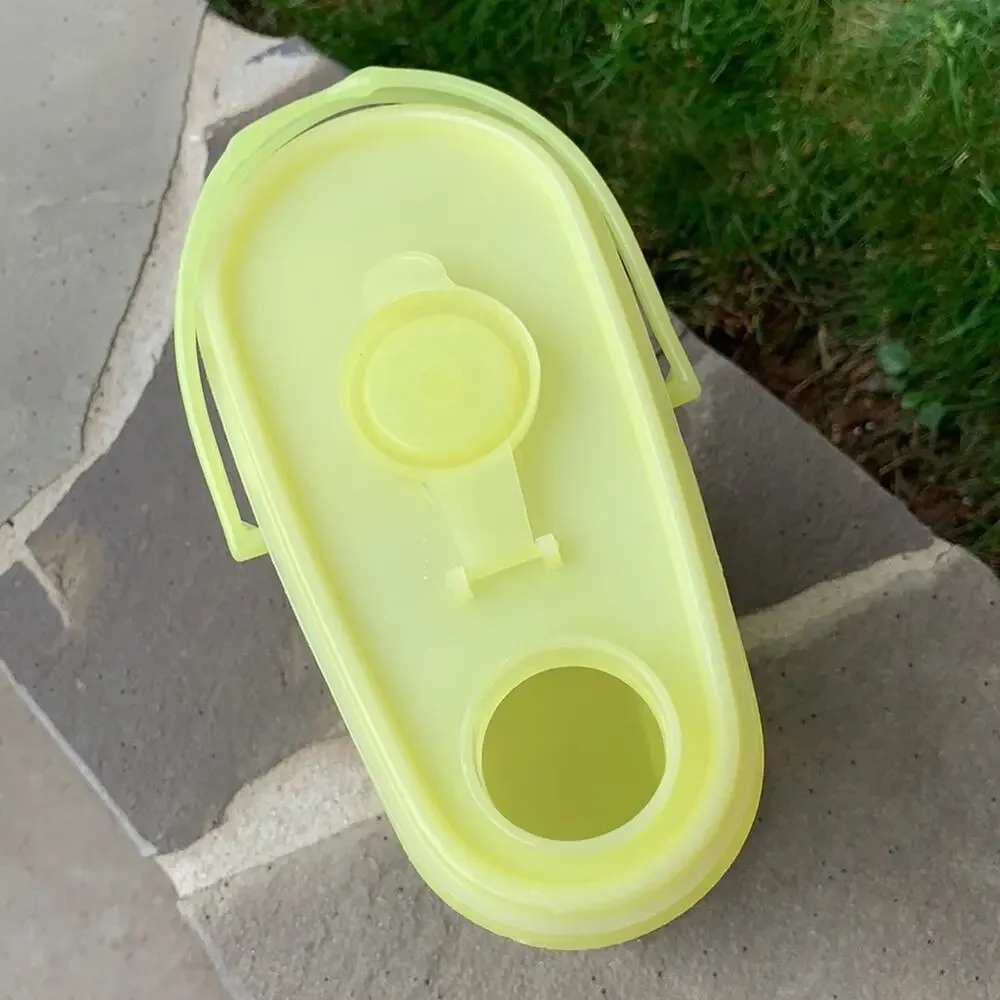 Vintage yellow Tupperware pitcher‎